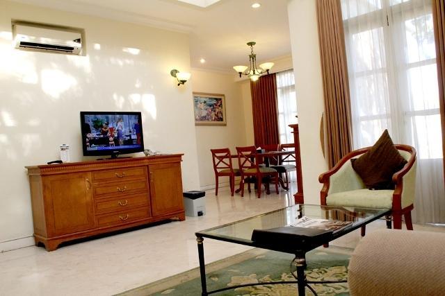 Ciputra Golf, Club & Hotel سورابايا الغرفة الصورة