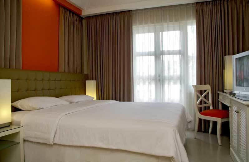 Ciputra Golf, Club & Hotel سورابايا المظهر الخارجي الصورة